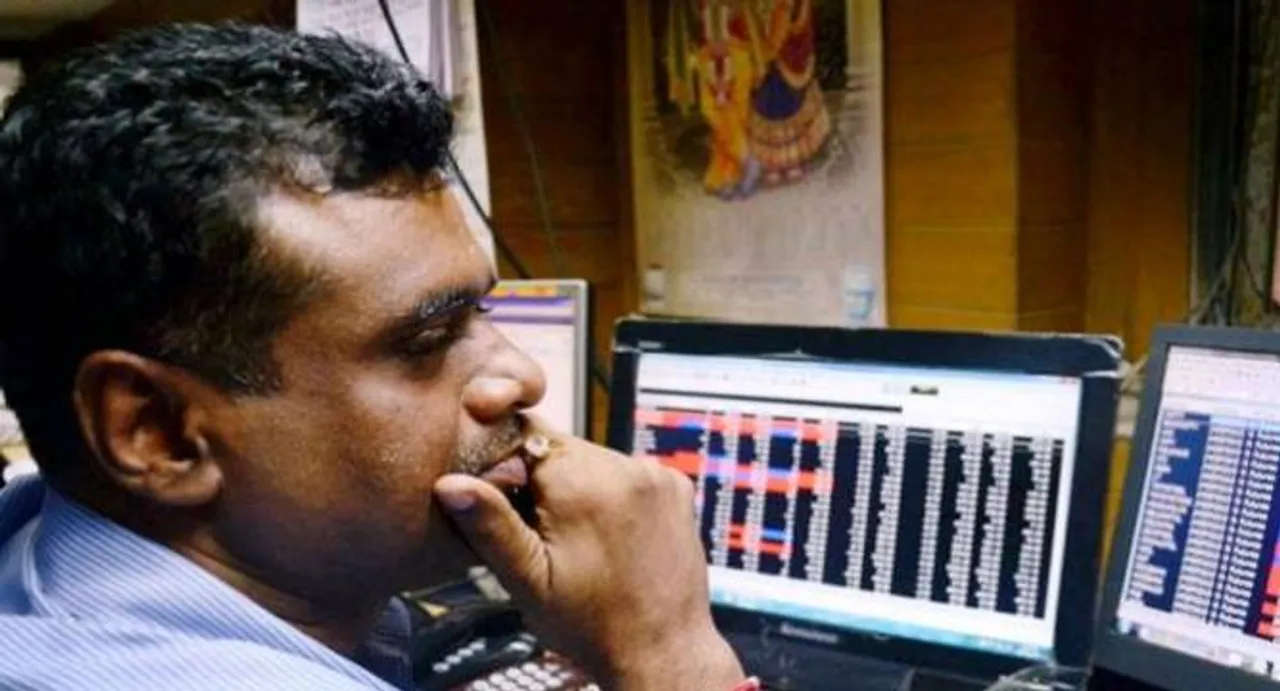 Sensex takes 330-pt hit on global woes ahead of GDP data