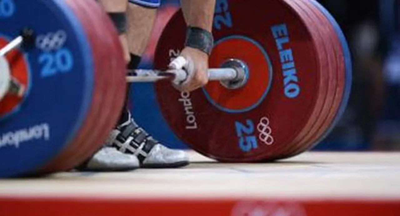 India bags 12 gold as weightlifting event ends