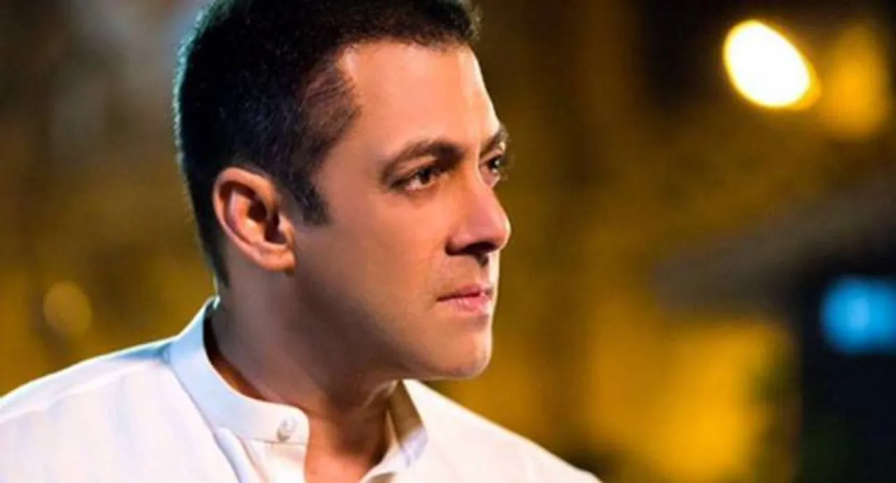 Salman Khan has a new look in Sultan! Without those hefty moustaches