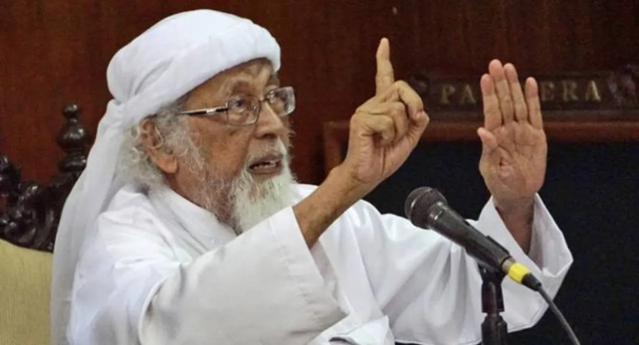 Indonesia sentences 7 for IS links, as Bashir files appeal