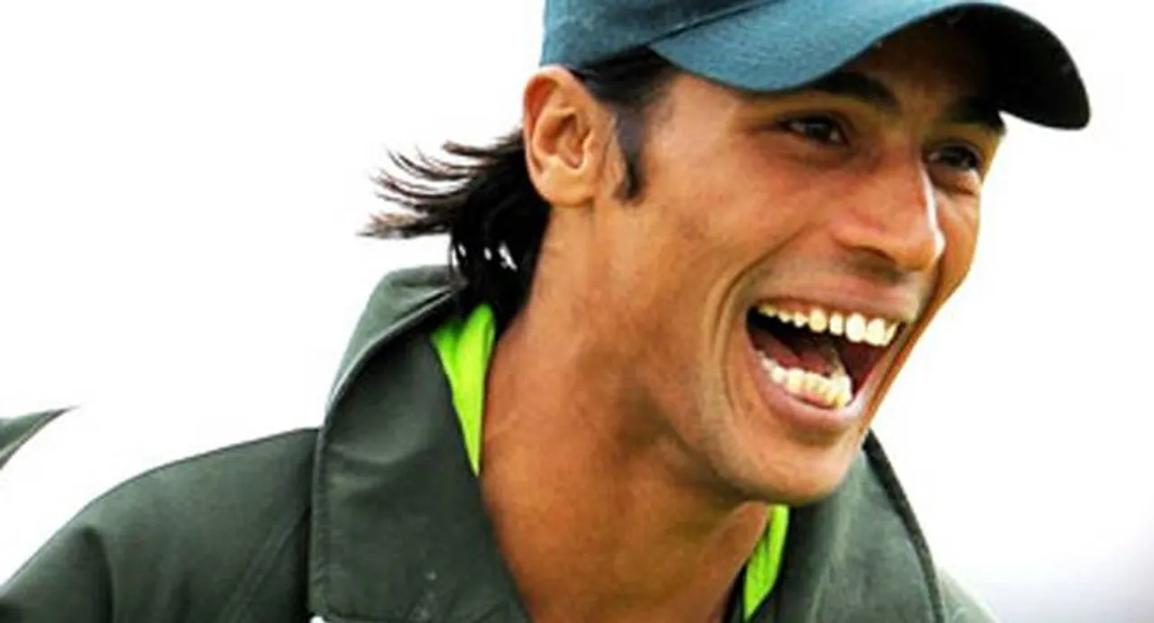  Amir included; Shehzad, Gul axed from Pak squad for WT20     