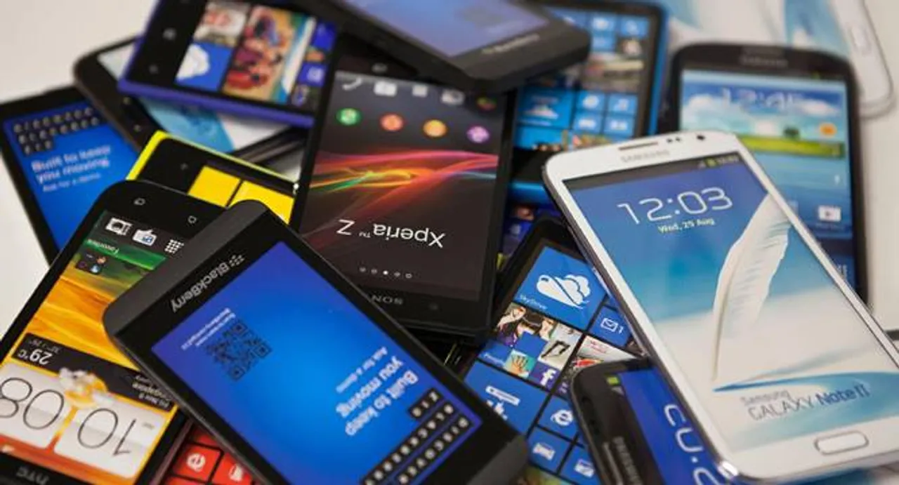 Indian smartphone market maturing, dip in sales likely: Survey