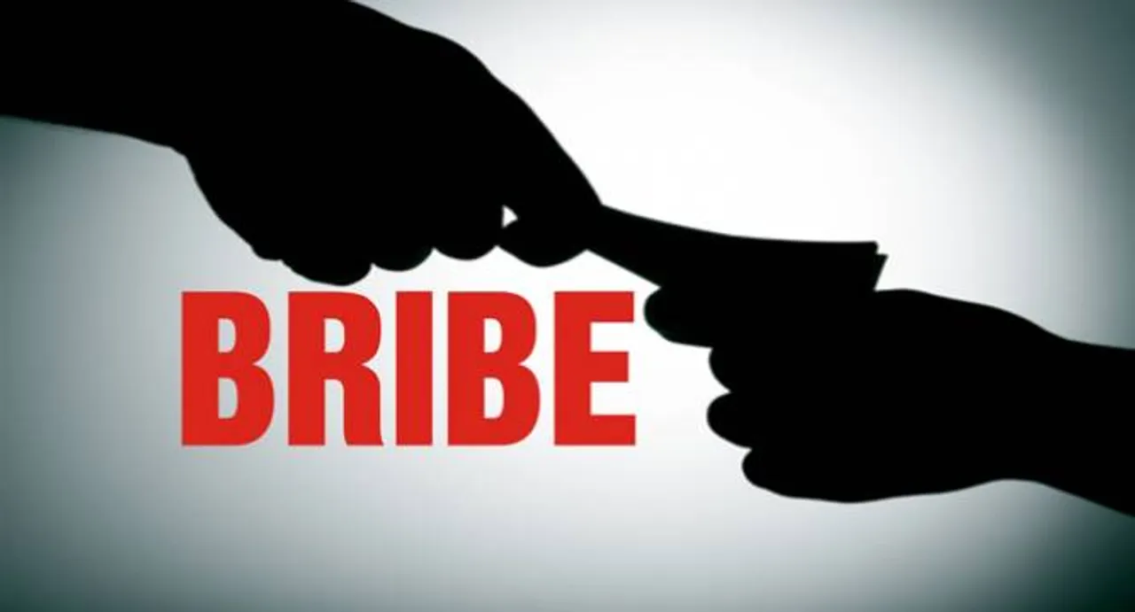 Telangana: Engineer caught taking Rs 1.37 lakh bribe