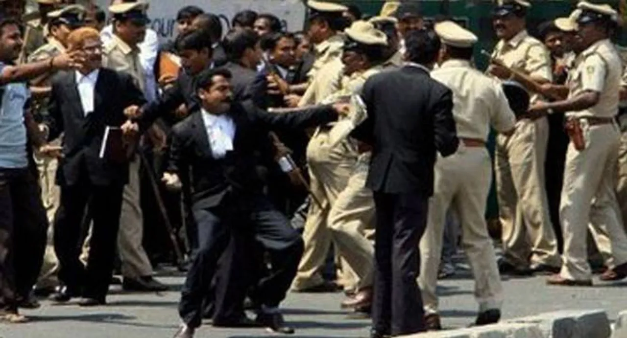 Lawyers on strike in Kanpur; protest advocate's killing