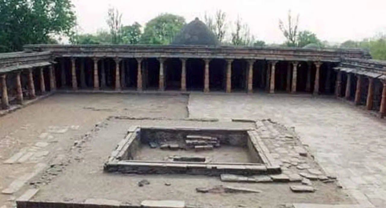 Bhojshala tense over Basant Panchami puja, namaz on Friday