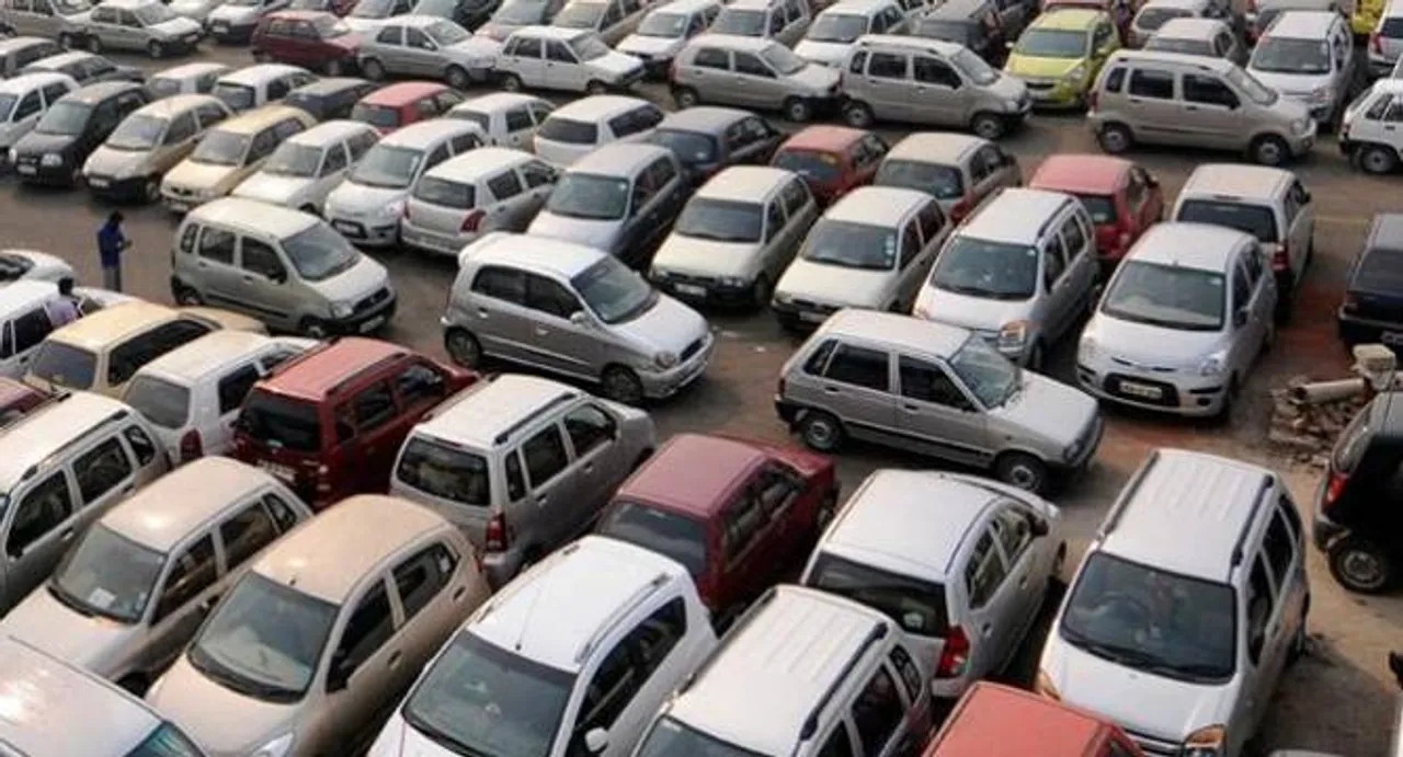 Car sales hit speed bump in Jan, sales fell for first time in 15 months