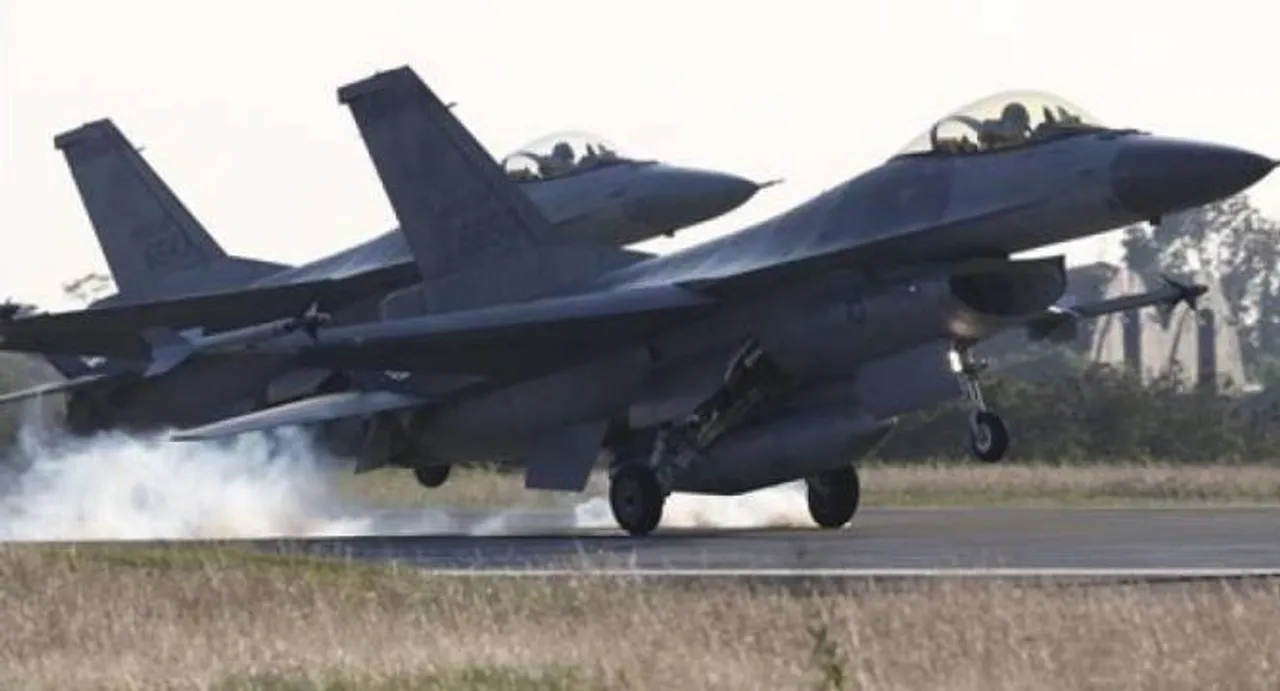 Obama admin notifies Congress of sale of F-16s to Pakistan