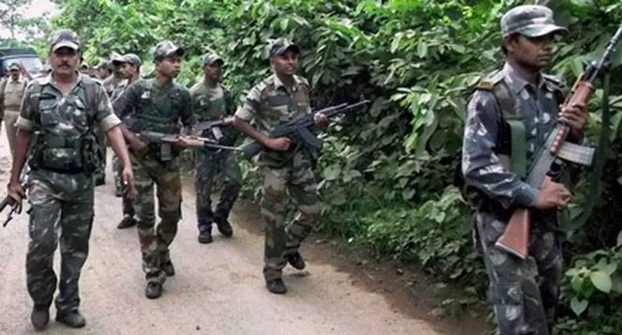 Naxals kill BSF jawan in Chhattisgarh, manhunt initiated