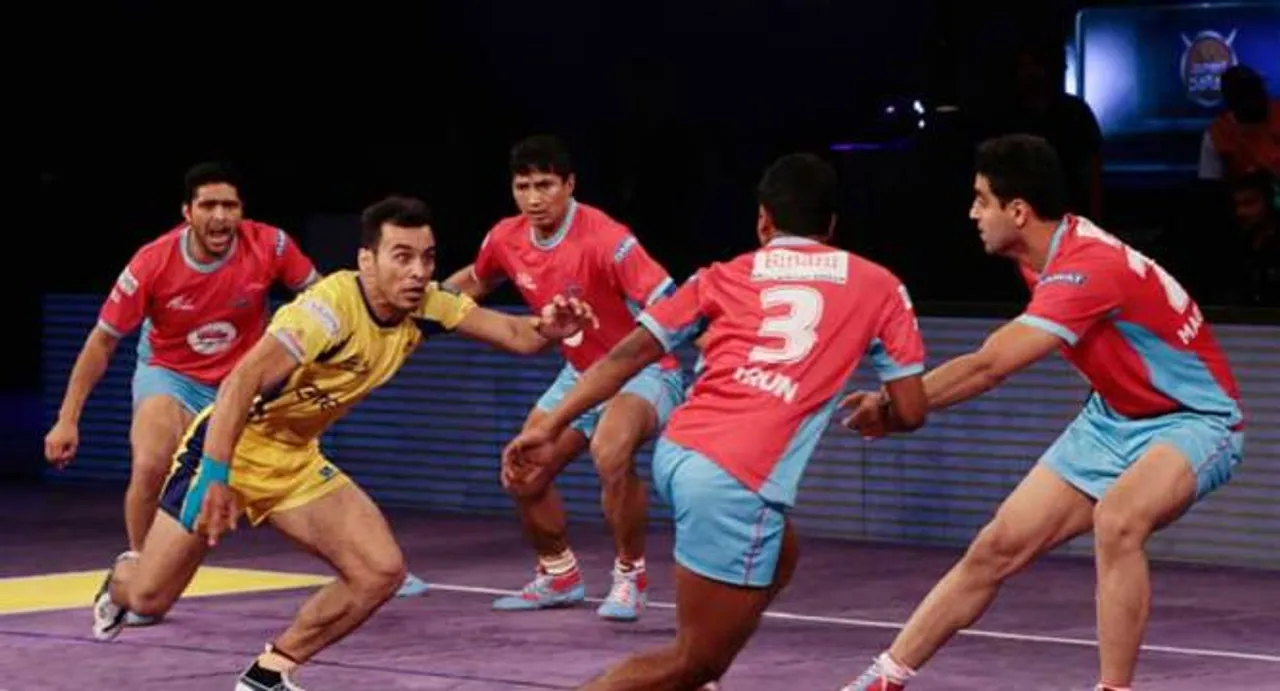 Telugu Titans steal march over Jaipur Pink Panthers