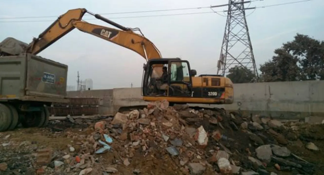 Box Pushing technology for Noida to avoid traffic disruptions 
