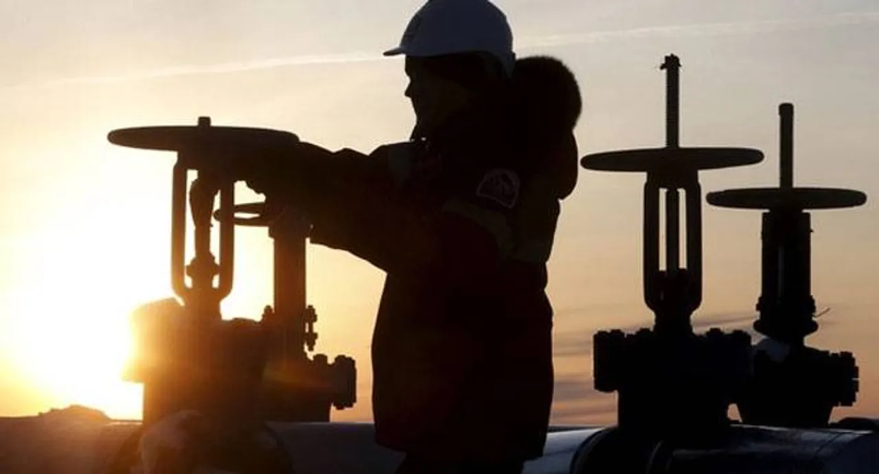 Saudi, Russia agree oil output freeze