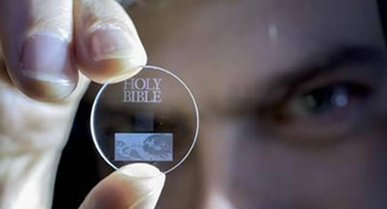 Eternal 5D data disc could record history of humankind 
