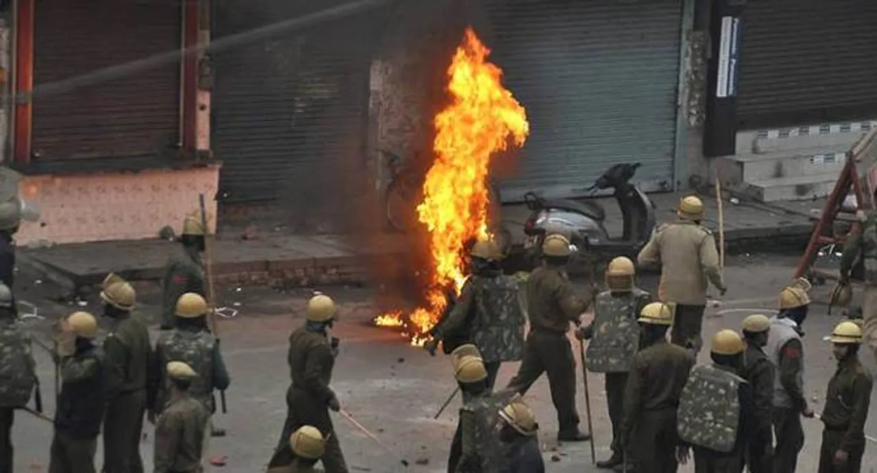 Jat quota stir: Haryana remains on the boil; curfew in 3 more towns