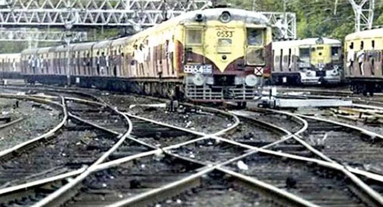 72-hour megablock on Harbour line enters third day