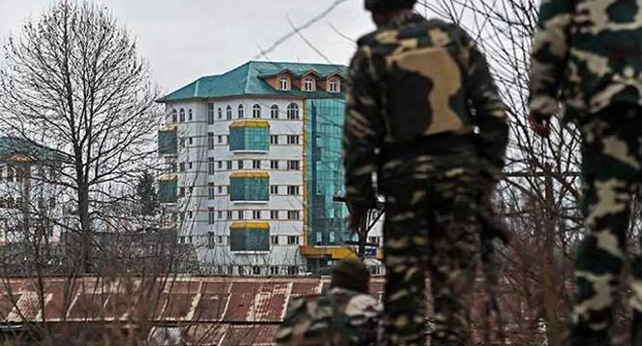 J&K: Encounter in Pampore ends, 3 terrorists killed