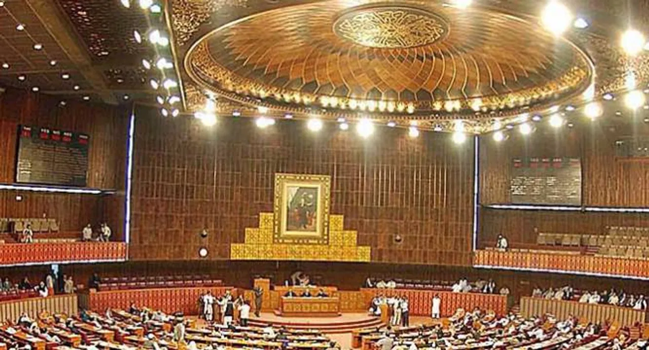 Pak parl becomes first in world to run entirely on solar power
