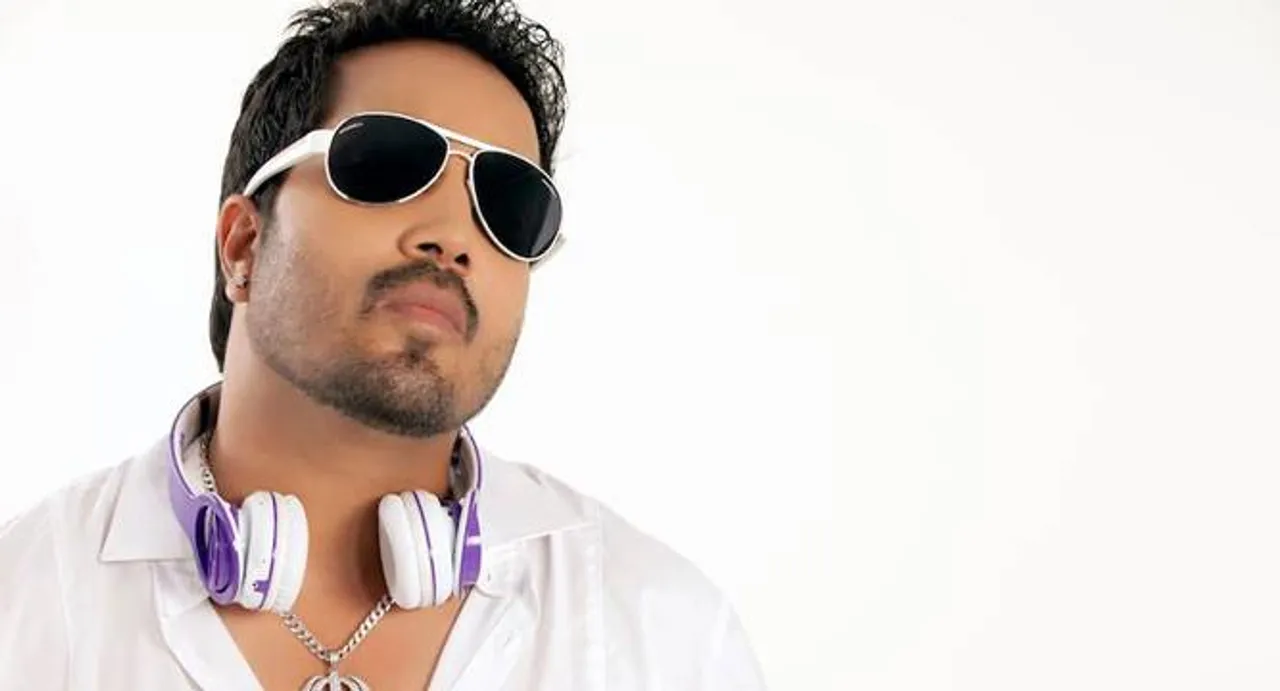 Mika Singh to judge talent hunt show 'Sa Re Ga Ma Pa'