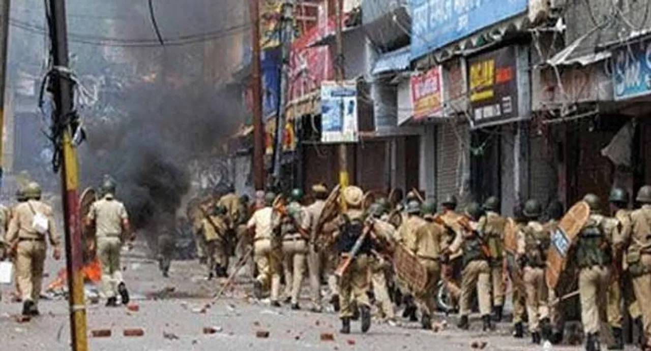 UP saw maximum communal incidents, deaths in 2015: MHA
