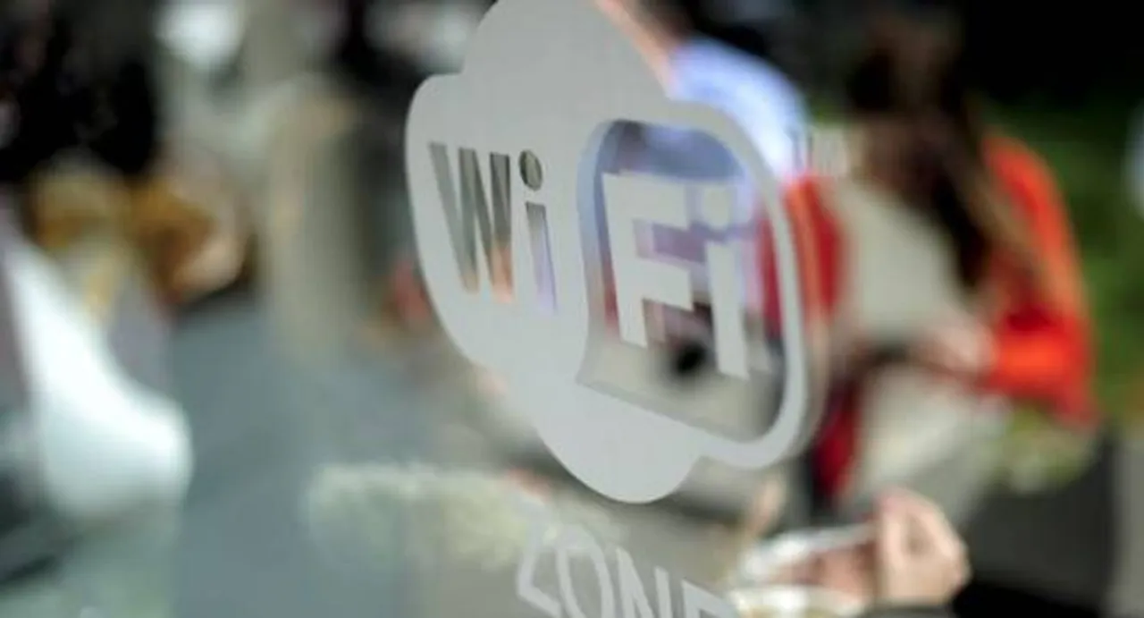 Internet by light promises to leave Wi-Fi eating dust