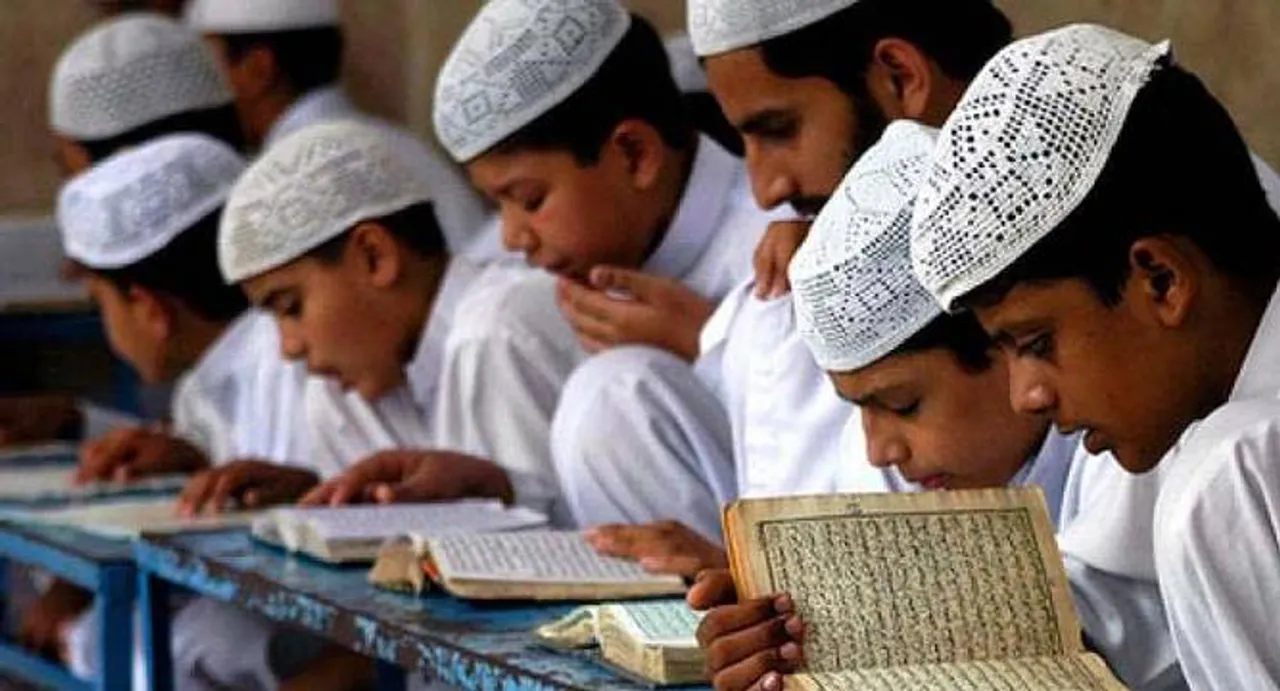 Pakistan shuts down 254 religions seminaries