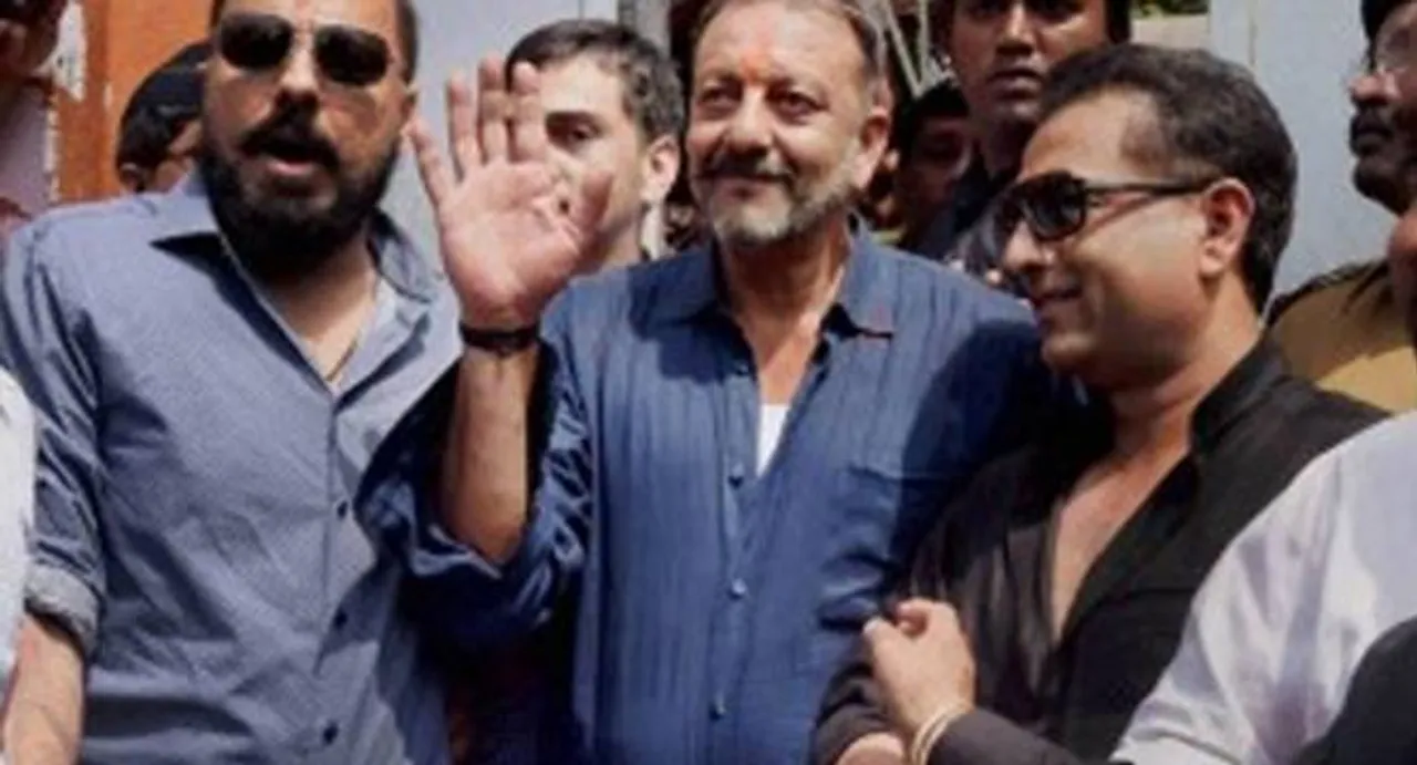 Don't write 1993 blasts case before my name: Sanjay Dutt