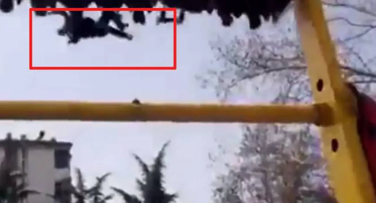 Stay safe in China; Park ride accident is scary | VIDEO