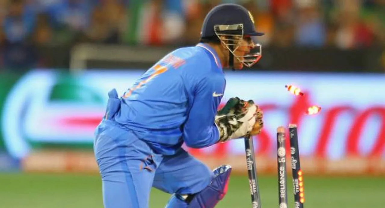 Mahendra Singh Dhoni unhappy with umpires using ear piece