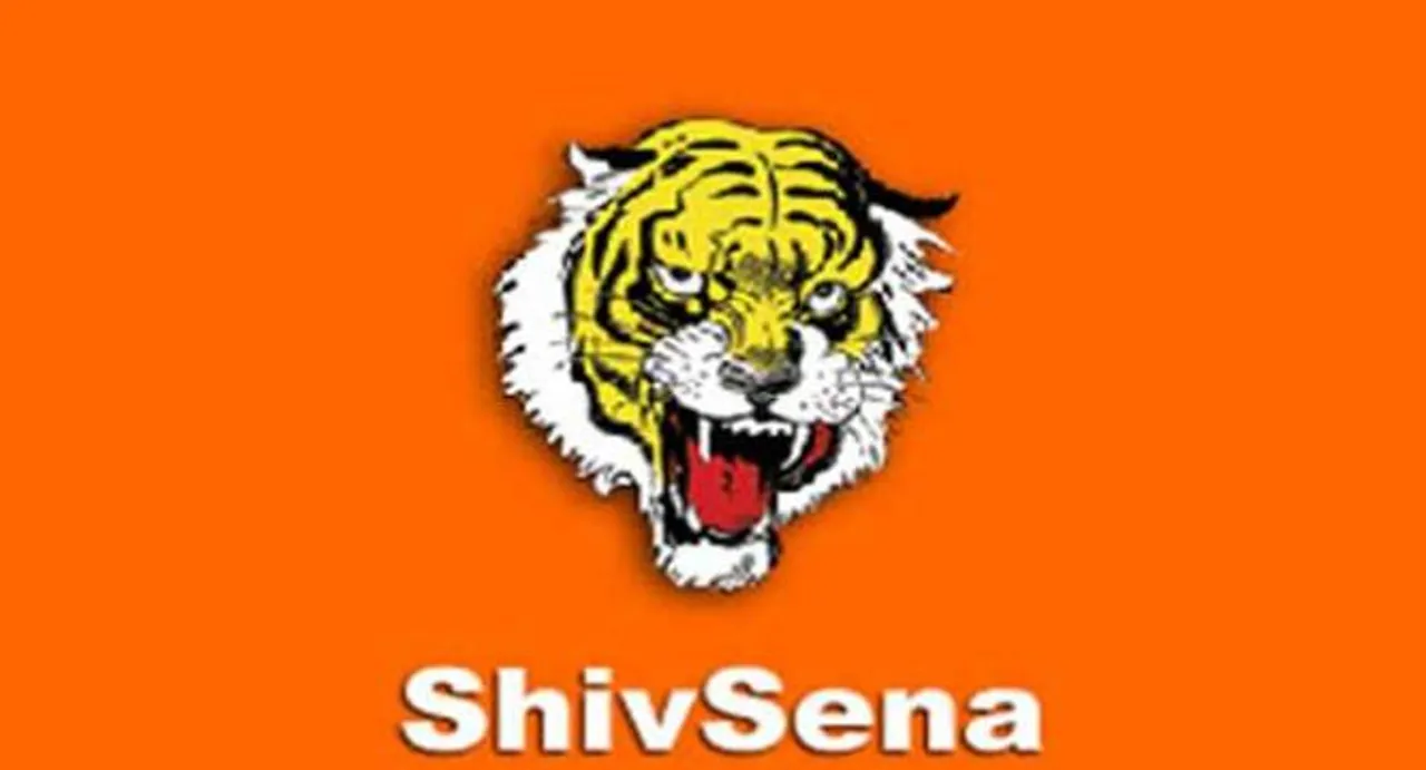 VIRAL: Shiv Sena man hits shop assistant for refusing 'free lunch'
