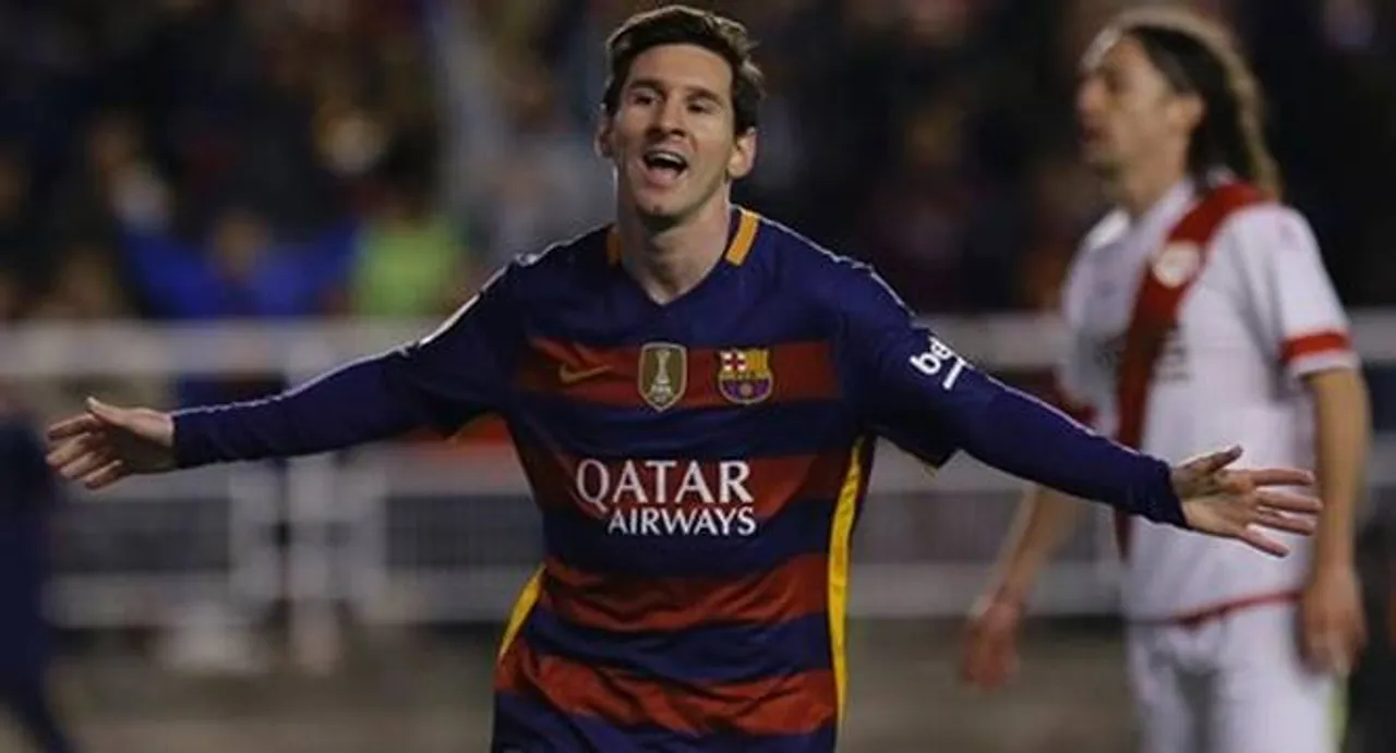 Messi hat-trick steers Barca to unbeaten 35-game record