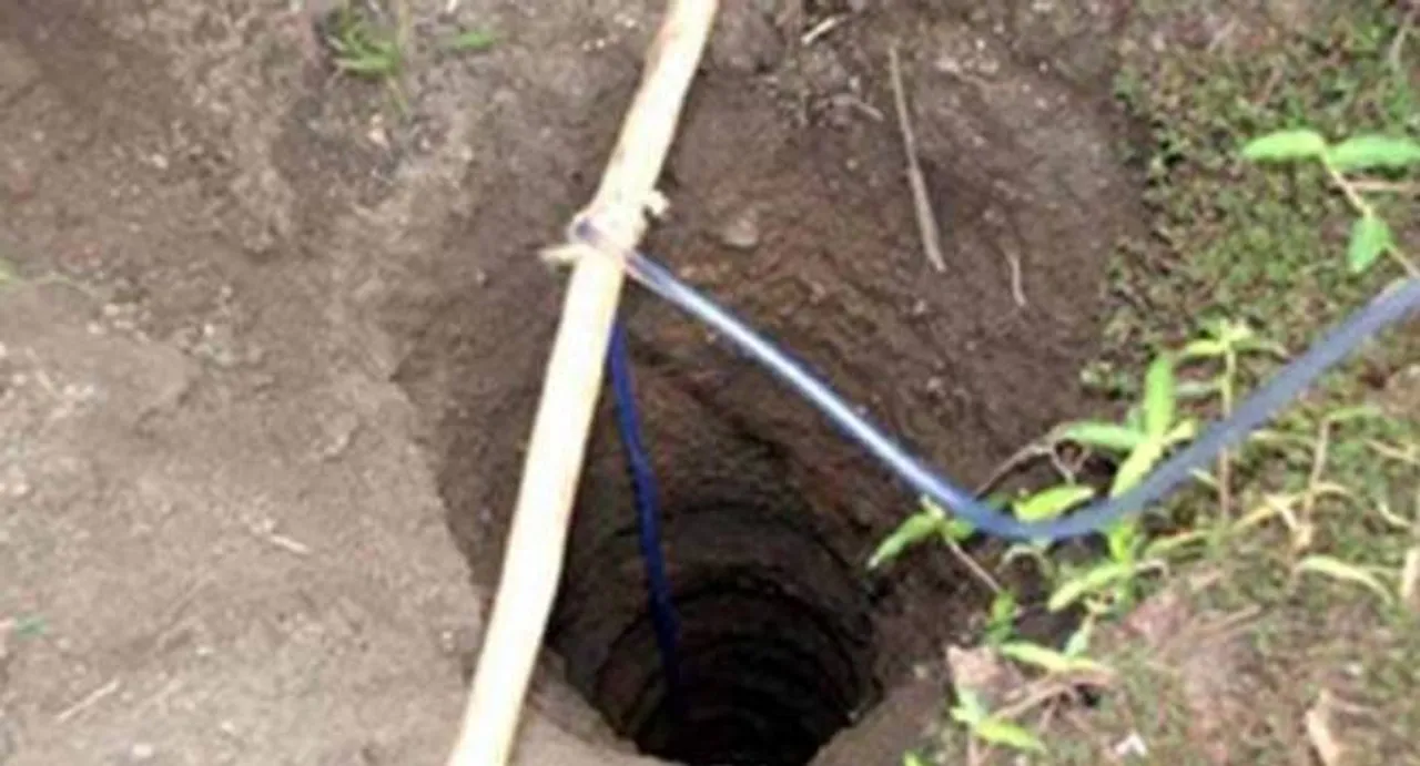 Five-year-old boy Nikhil, rescued from borewell today, dies in Jhansi