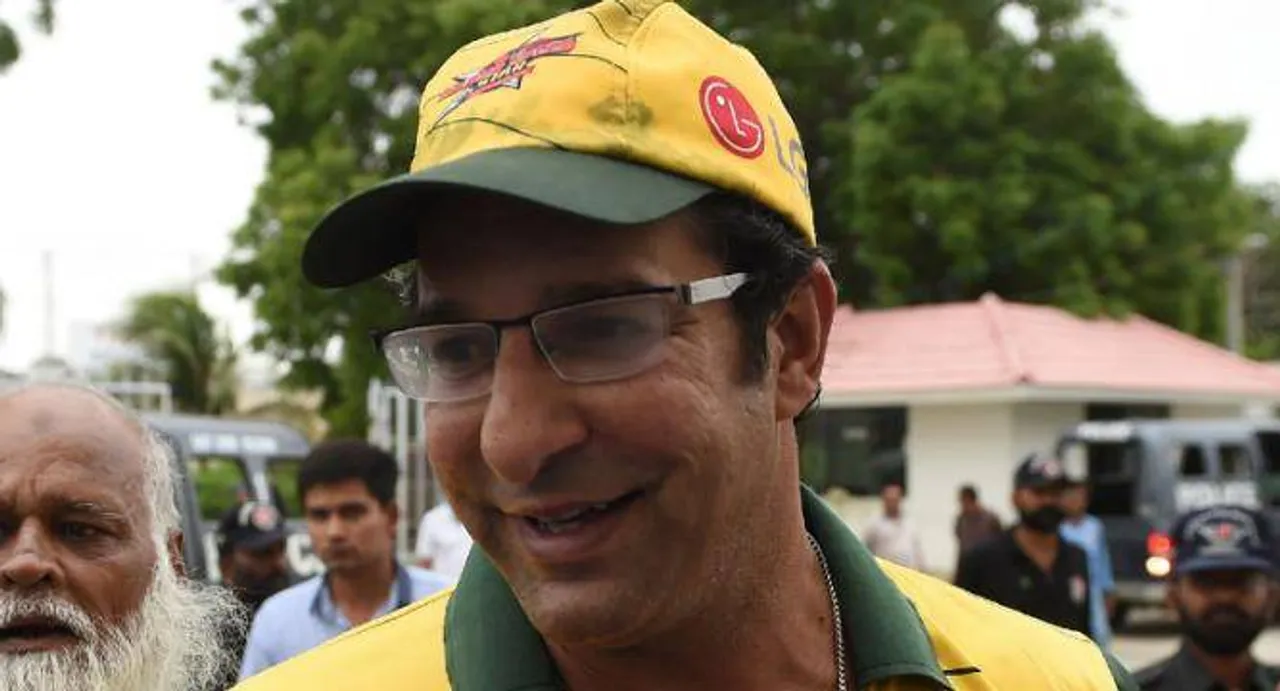 Akram miffed with fans mocking Pakistan team