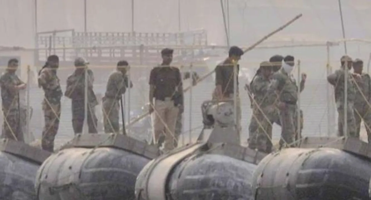Why is Army erecting pontoon bridge for Sri Sri's mega event?