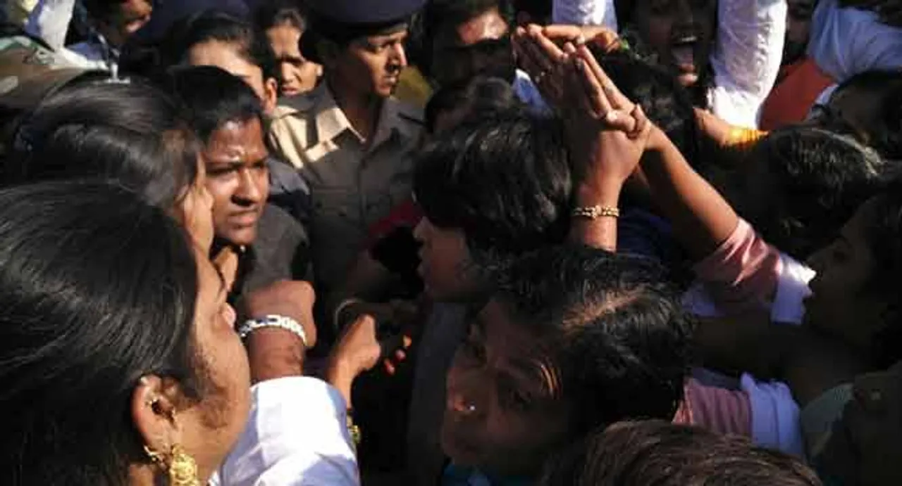 Trimbakeshwar Temple Protest: Trupti Desai detained, then released