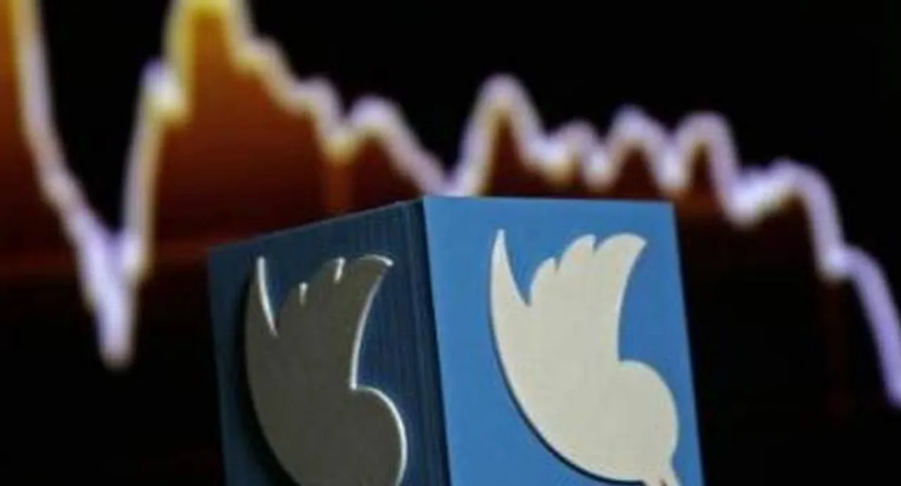 Tweets, mobile apps help NASA track auroras in real time