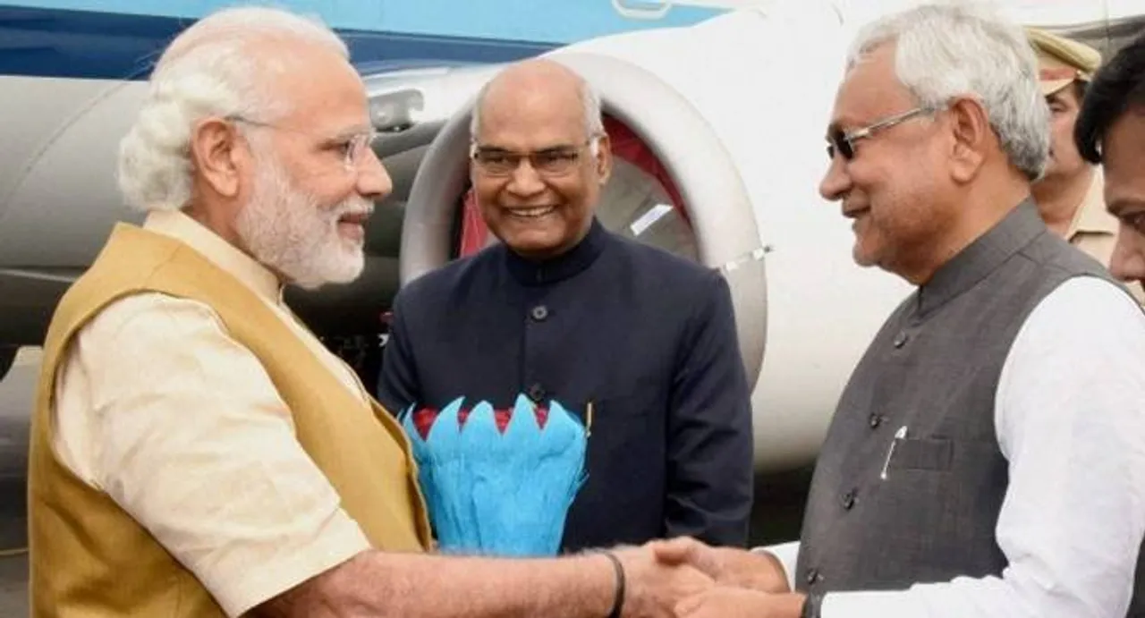 Narendra Modi slams Congress, lauds Nitish Kumar in Bihar