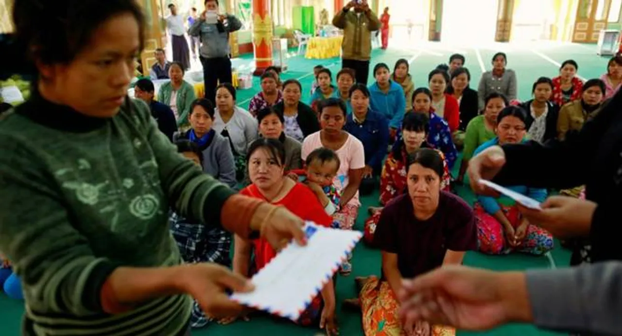 Thousands flee fighting in Myanmar's Shan State