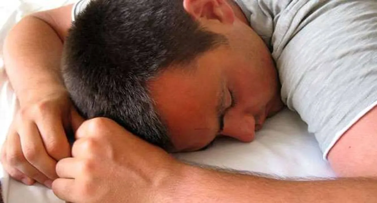 Neither too much nor too little sleep good for you: study 