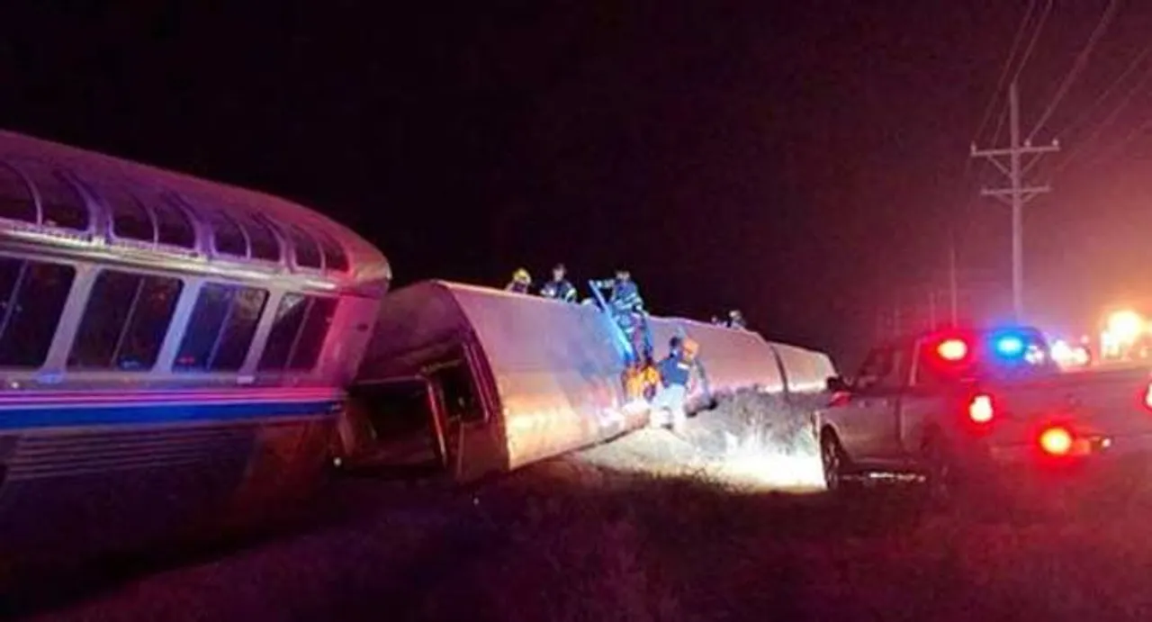 29 people taken to hospitals after Kansas train derailment