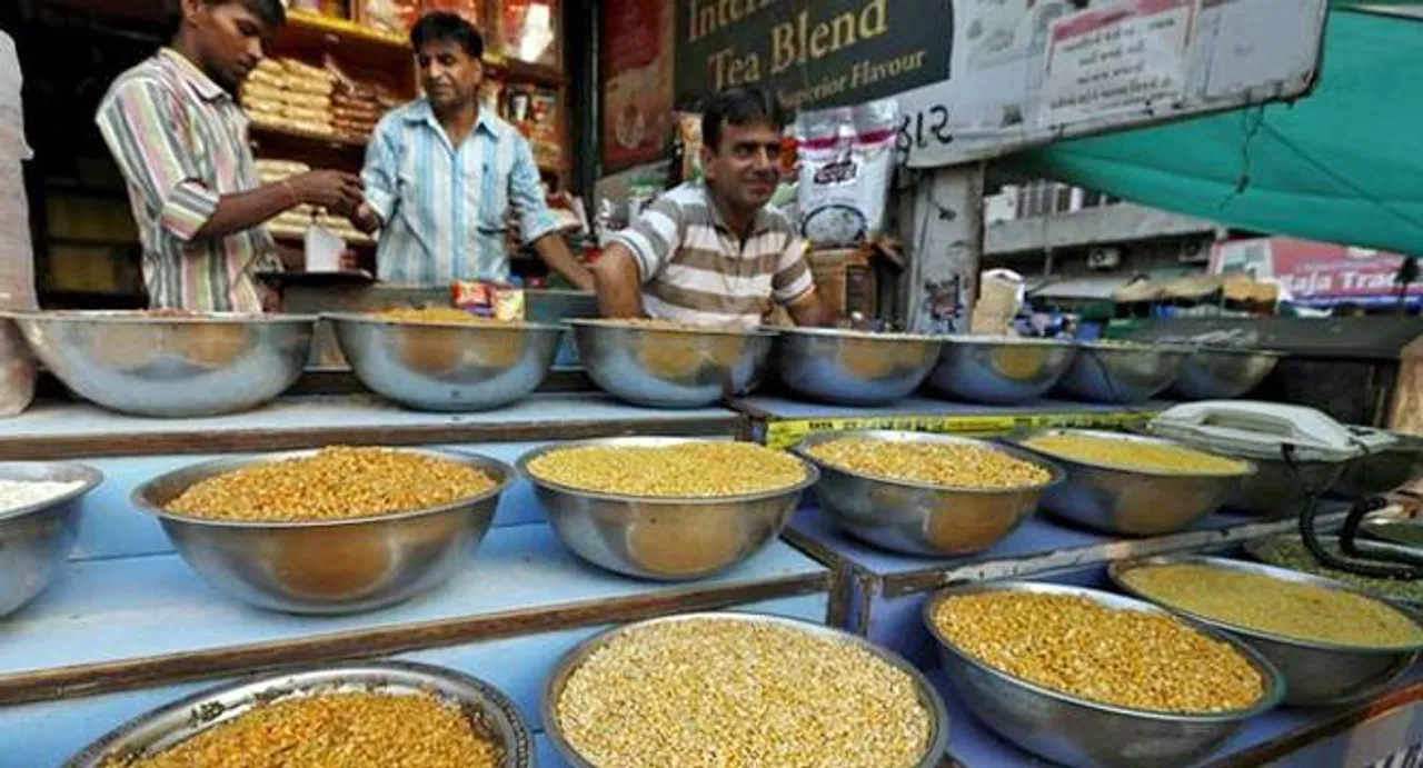 Inflation stays negative for 16th month, falls (-)0.91% in Feb