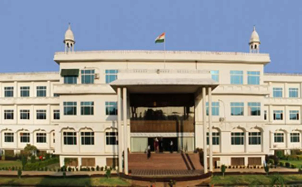Beef ban in Rajasthan: 4 Kashmiri students beaten in Mewar University, return of intolerance?