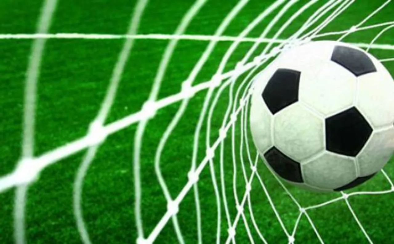 Dreams of football stardom dashed for young Africans