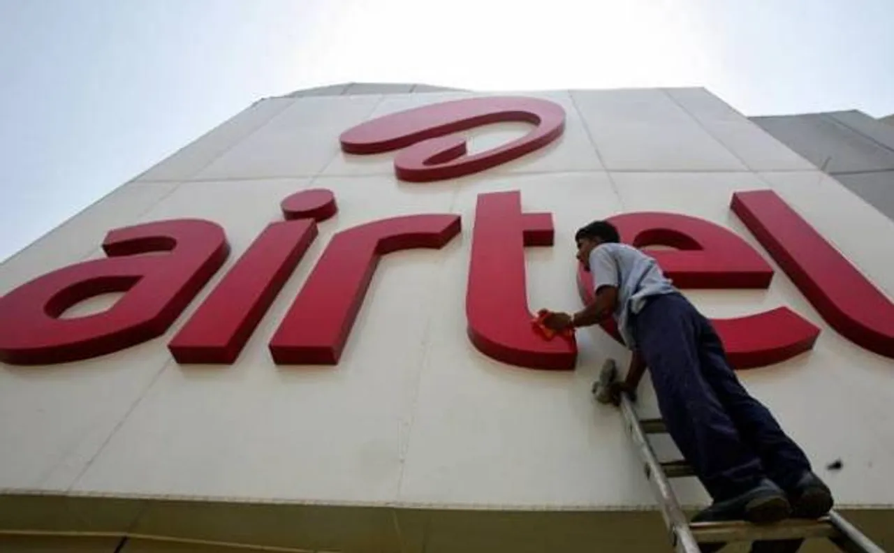 Airtel to buy Videocon's spectrum in 6 circles for Rs 4,428 crore