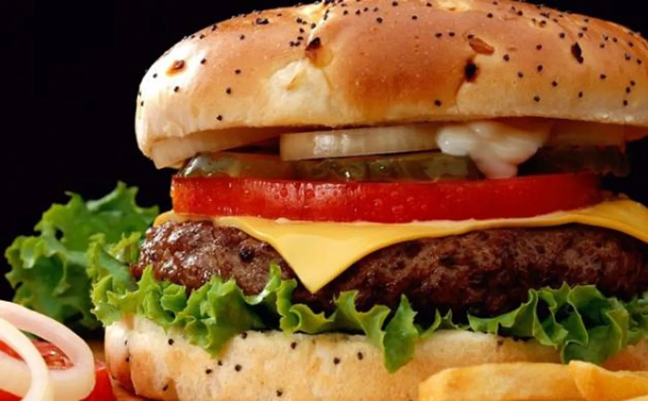 Fast food, carbonated drinks lead to dental caries: Experts