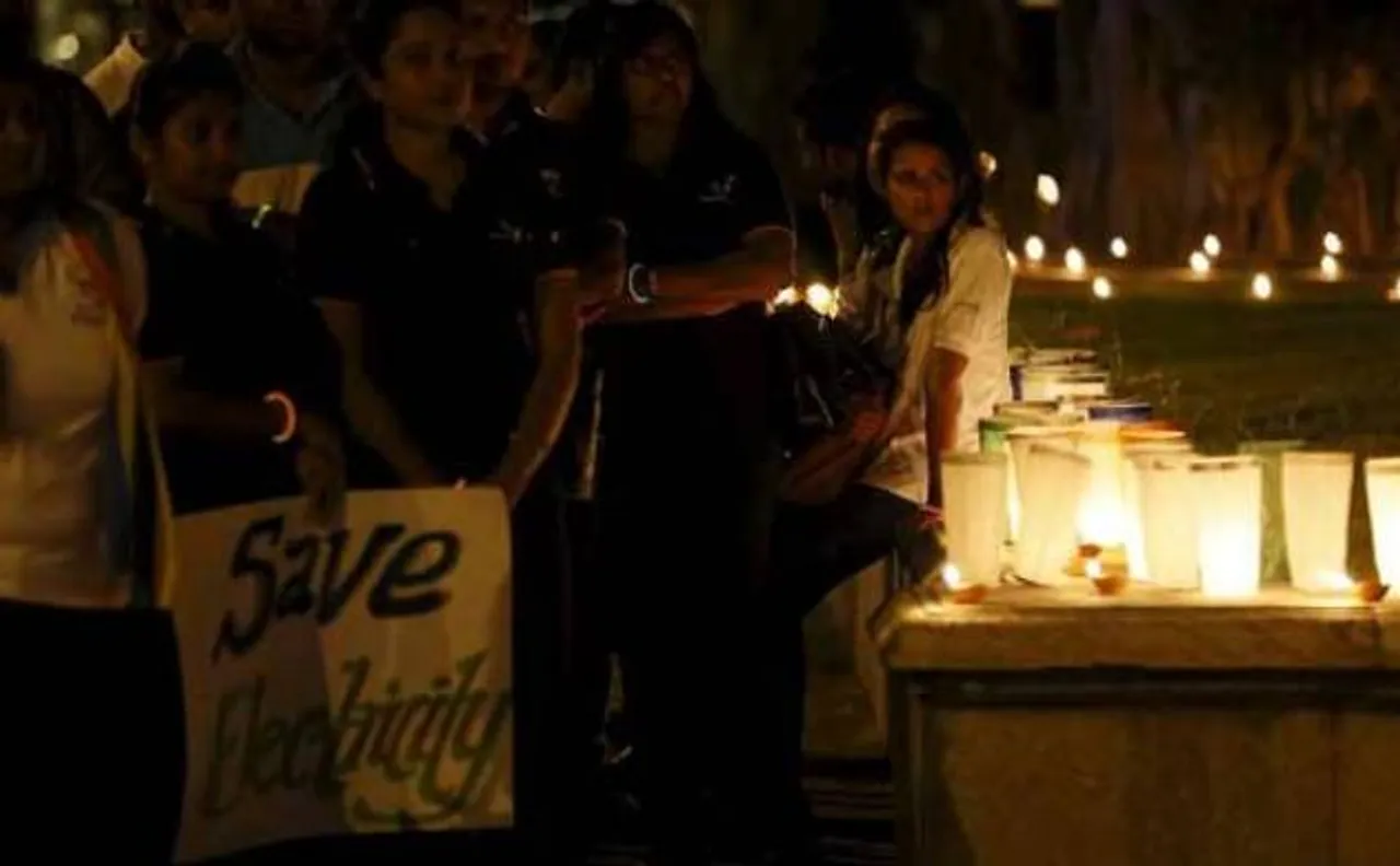 Earth Hour 2016 celebrated across India; National Capital saves 229 MW electricity