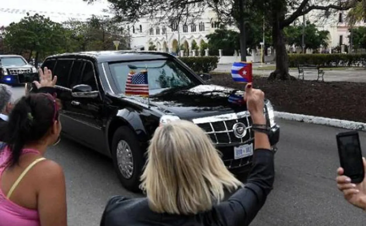Presidents Barack Obama and Raul Castro meet in Havana