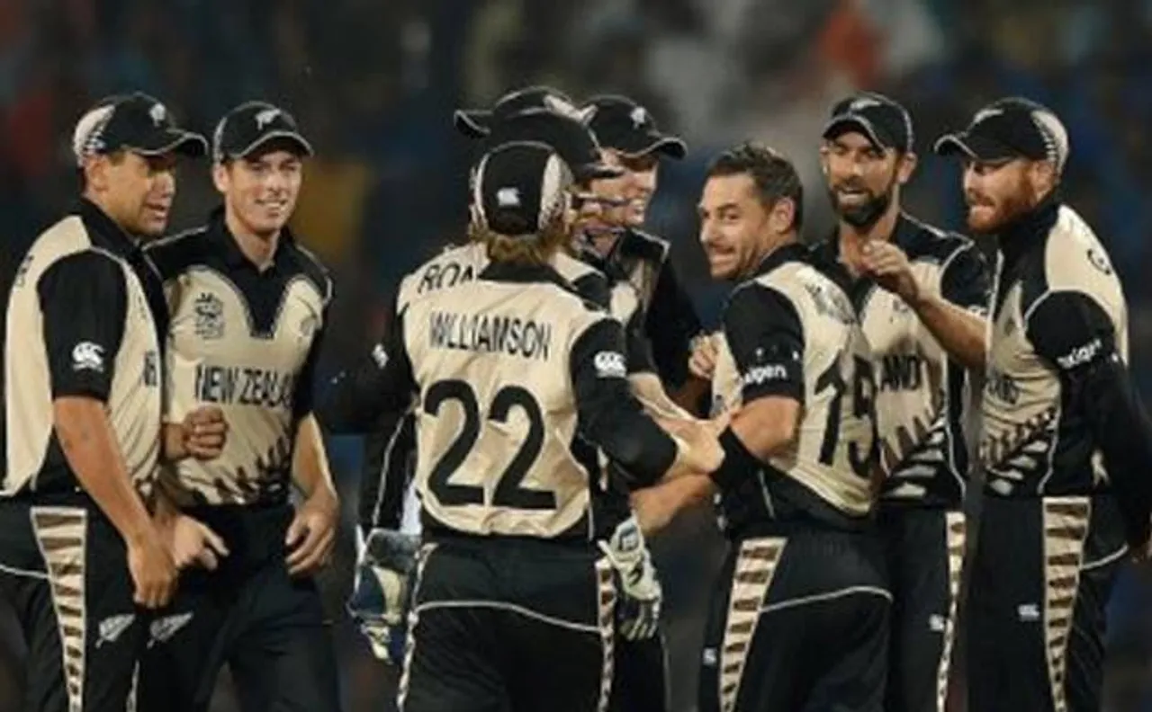 ICC T20 World Cup 2016: New Zealand cruise into semifinals with 22-run over Pakistan