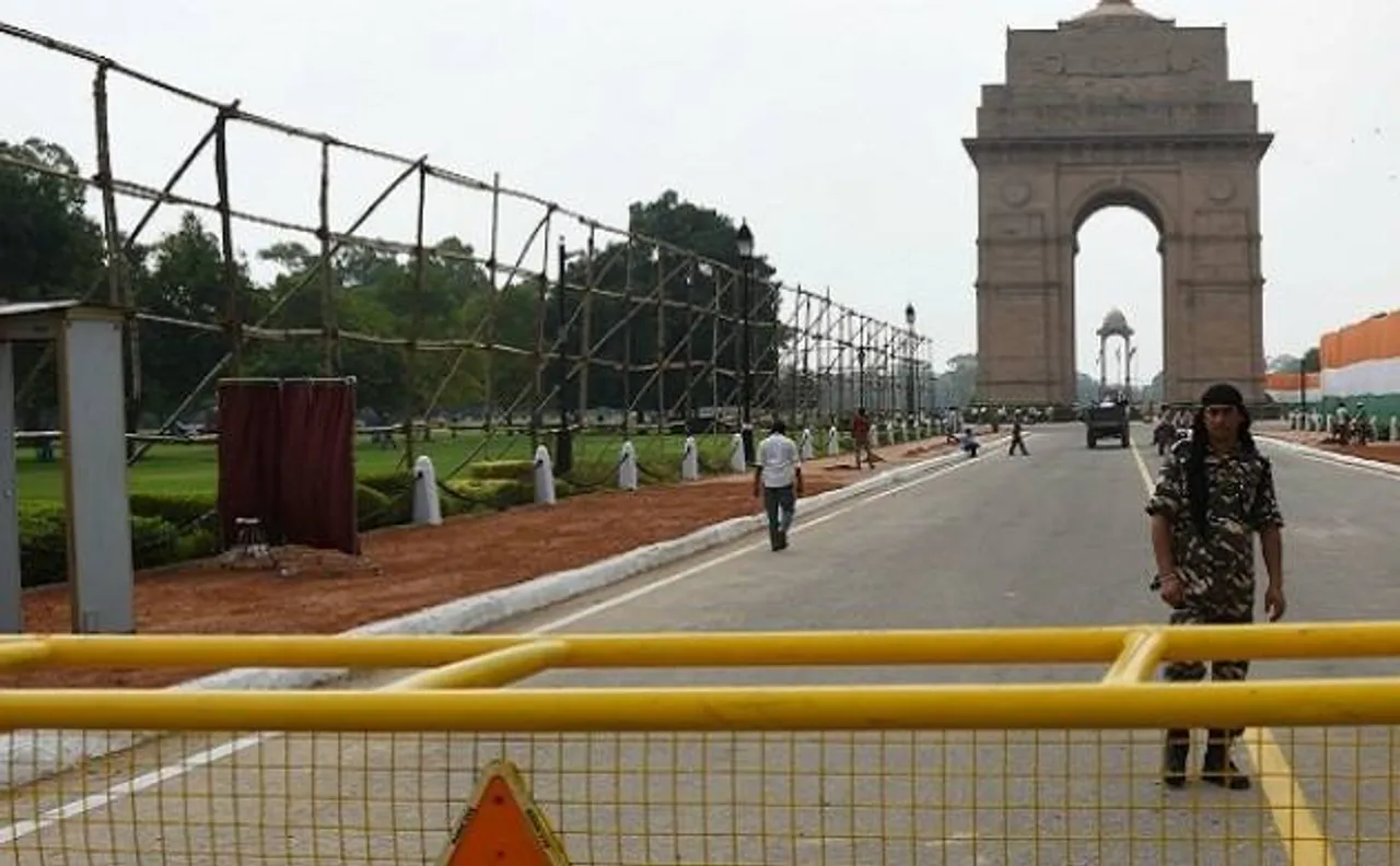 Former Pak soldier planning terror attacks in Delhi: Agencies
