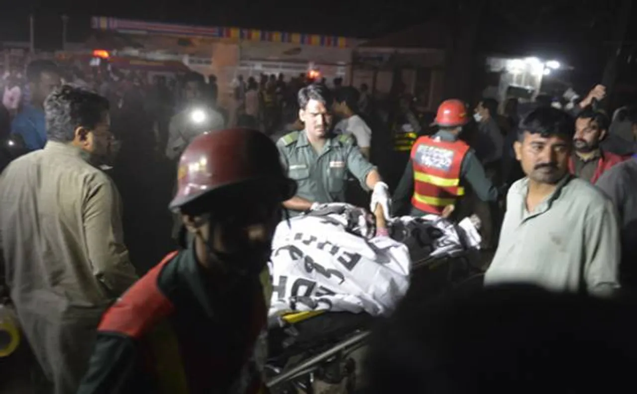 Lahore bomb blast: Pakistan Taliban claims attack, toll rises to 72