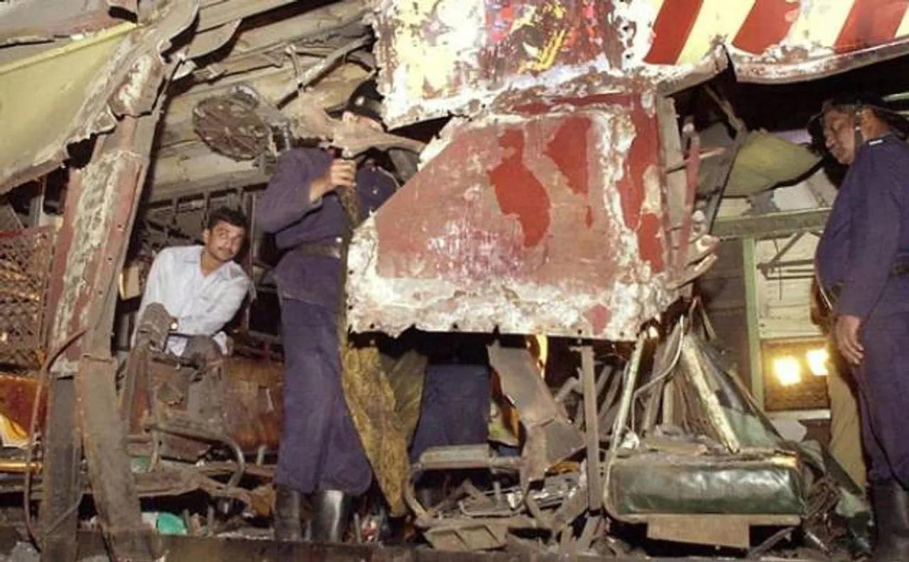 Special court convicts 10 accused in 2003 Mulund blasts case