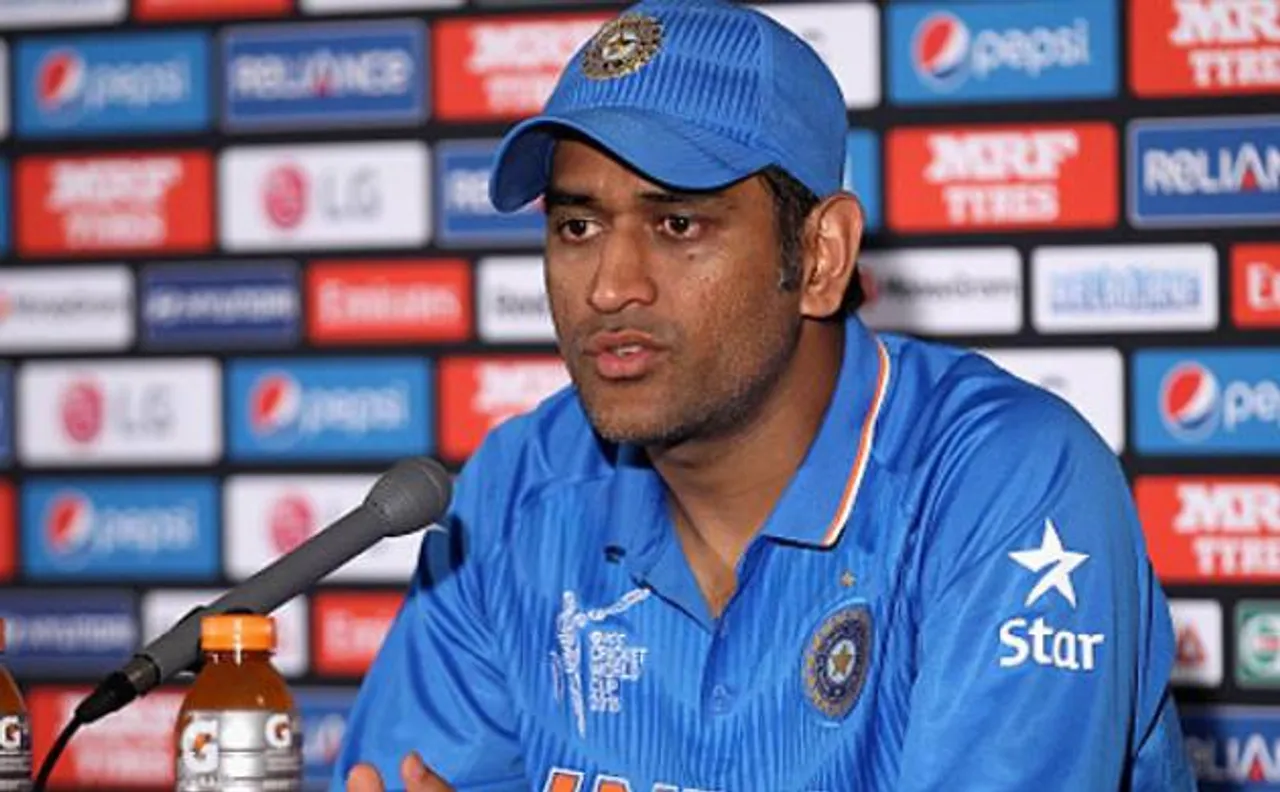 No balls, dew resulted in Indiaâ€™s ouster from WT20: Dhoni